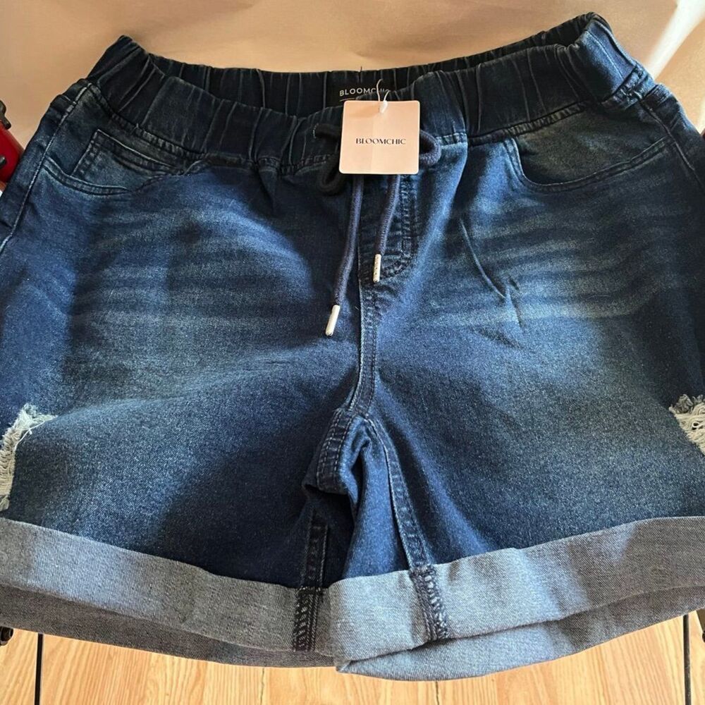 Bloomchic NEW Womens Sz 16 Denim Shorts, Pull On Elastic Waist Band & drawstring